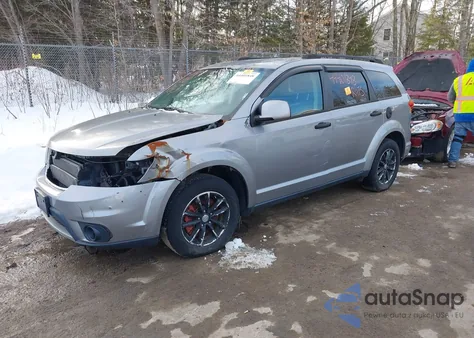 2016 Dodge Journey Sxt z USA, uszkodzony, nr VIN 3C4PDCBB9GT174780